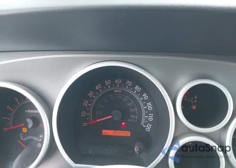 2015 Toyota Sequoia Sr5 5.7L V8 z USA, uszkodzony, nr VIN 5TDZY5G13FS059819